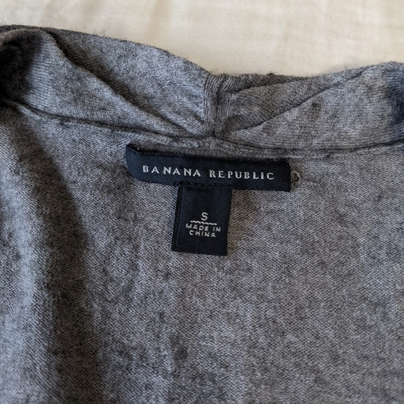 Banana Republic Wool Blend V Neck Button Down Cardigan Pockets Small - Picture 2 of 11